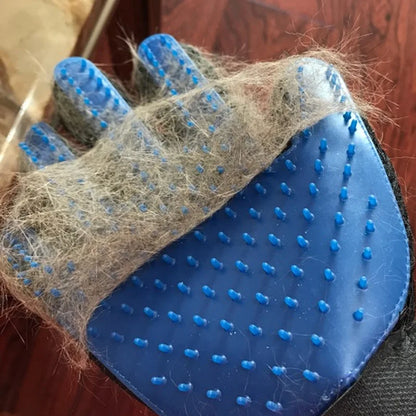 Grooming glove